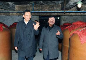 2012年1月14日，时任江苏省省长李学勇视察99905cm银河。