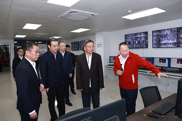 2024年11月13日，江苏省人大常委会常务副主任、党组副书记樊金龙调研99905cm银河酒业